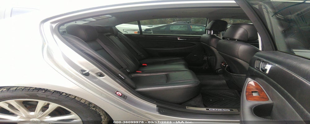 KMHGC4DF7BU131672 2011 HYUNDAI GENESIS photo no. 8