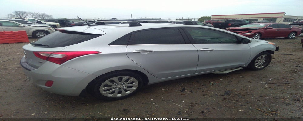 KMHD35LH4GU334392 2016 HYUNDAI ELANTRA GT photo no. 4