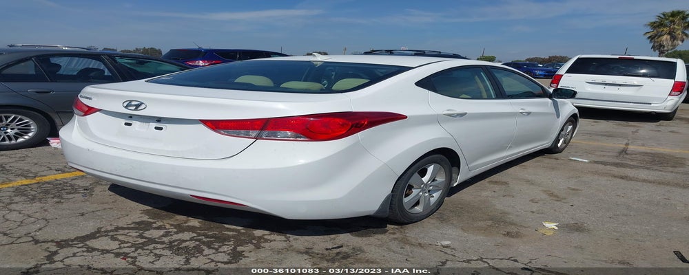 5NPDH4AE2DH249551 2013 HYUNDAI ELANTRA photo no. 4
