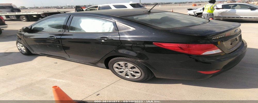 KMHCT4AE3GU985558 2016 HYUNDAI ACCENT photo no. 3