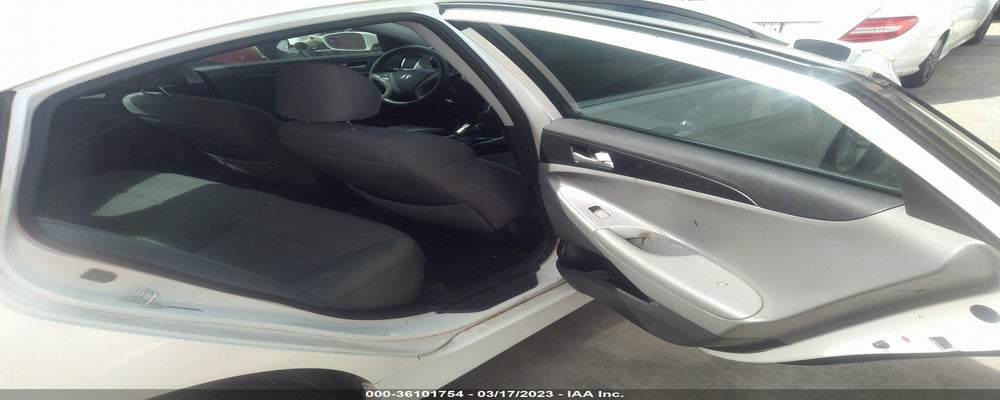 5NPEB4AC9EH922728 2014 HYUNDAI SONATA photo no. 8