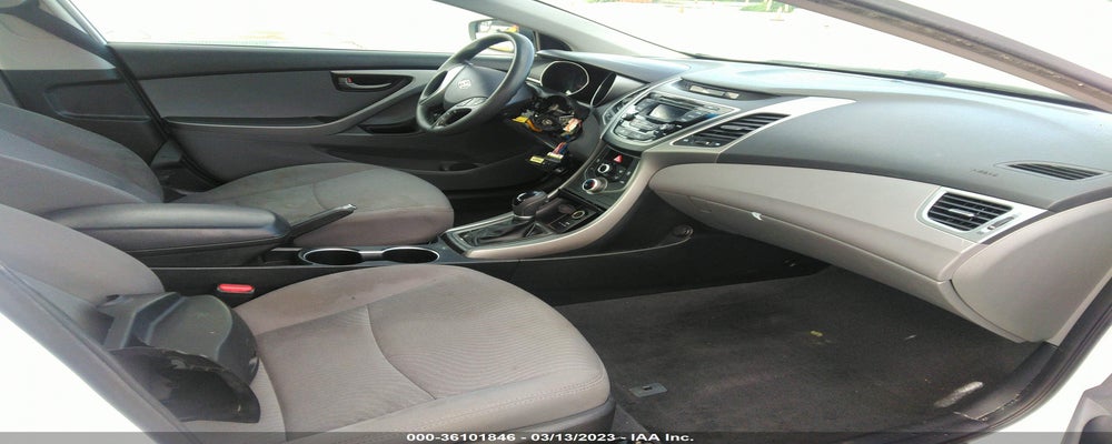 5NPDH4AE4FH637674 2015 HYUNDAI ELANTRA photo no. 5