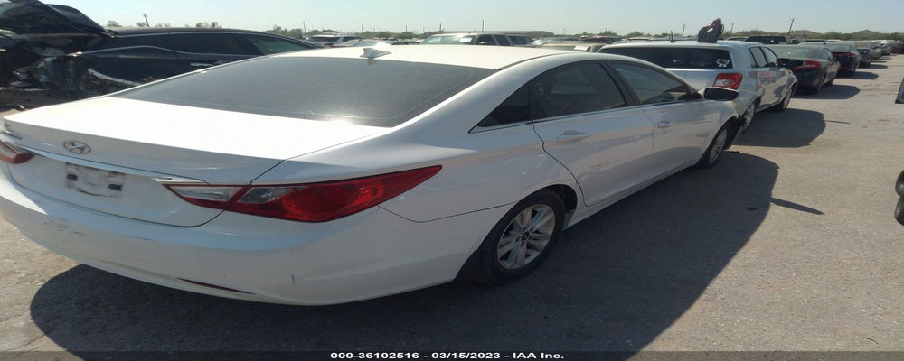 5NPEB4AC6DH648161 2013 HYUNDAI SONATA photo no. 4