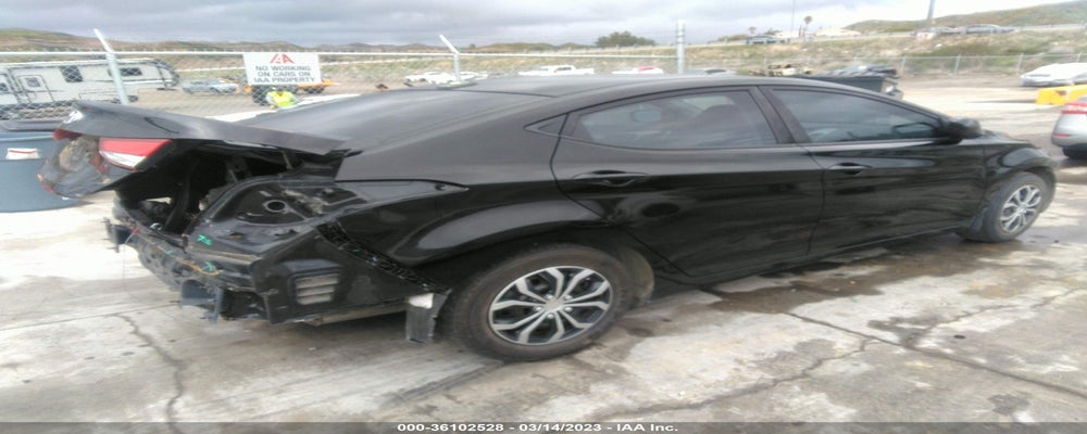 KMHDH4AE7GU583726 2016 HYUNDAI ELANTRA photo no. 4