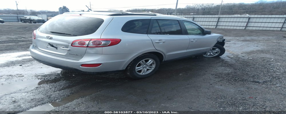 5XYZG3ABXBG022332 2011 HYUNDAI SANTA FE photo no. 4