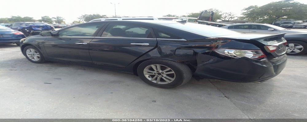 5NPEC4AC3DH577112 2013 HYUNDAI SONATA photo no. 3