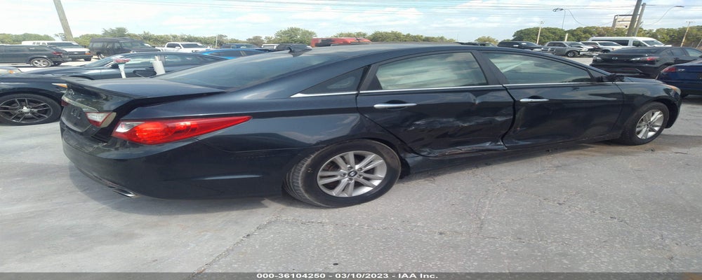 5NPEC4AC3DH577112 2013 HYUNDAI SONATA photo no. 4