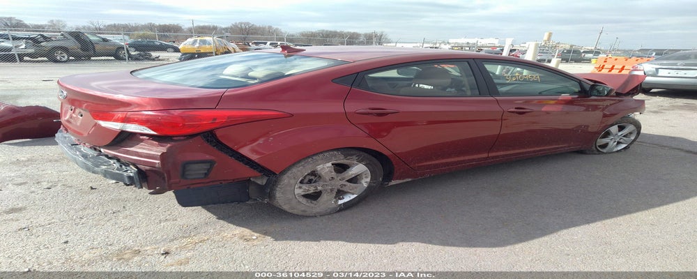 5NPDH4AE3DH306663 2013 HYUNDAI ELANTRA photo no. 4