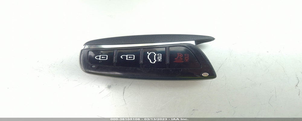 KMHFG4JG3HA591368 2017 HYUNDAI AZERA photo no. 11