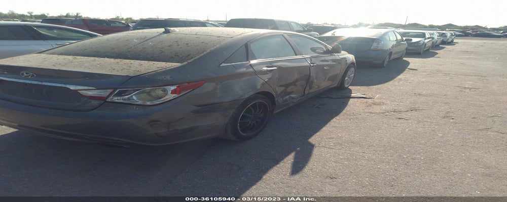 5NPEC4AC4CH409557 2012 HYUNDAI SONATA photo no. 4