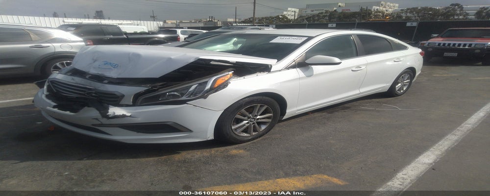 5NPE24AF0HH564482 2017 HYUNDAI SONATA photo no. 2