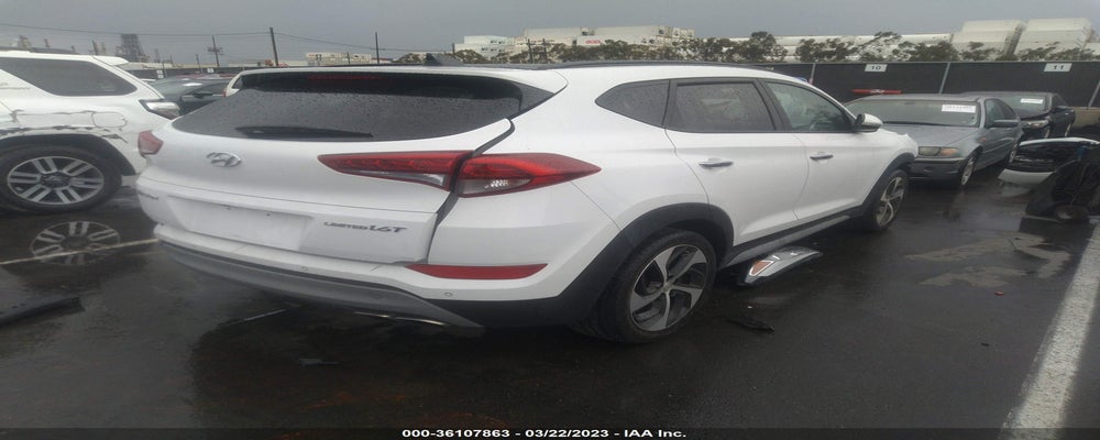 KM8J33A23HU552573 2017 HYUNDAI TUCSON photo no. 4