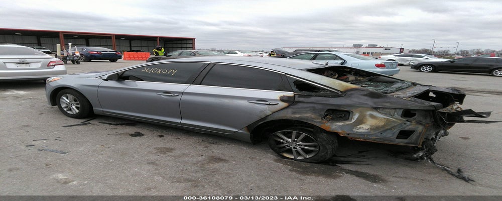 5NPE24AFXHH505231 2017 HYUNDAI SONATA photo no. 3