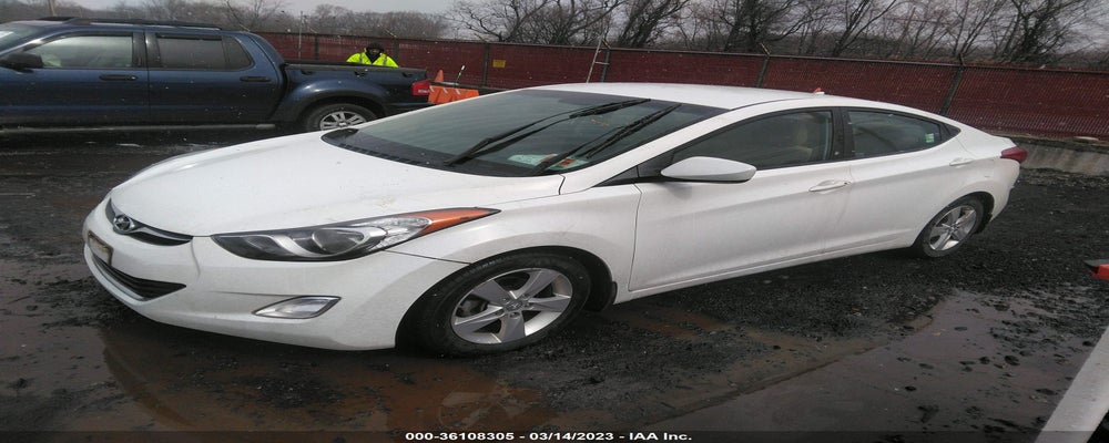5NPDH4AE4DH383266 2013 HYUNDAI ELANTRA photo no. 2