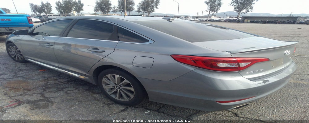 5NPE34AF7FH065897 2015 HYUNDAI SONATA photo no. 3