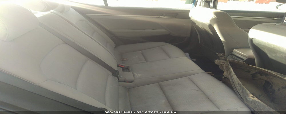 KMHD74LF7HU320825 2017 HYUNDAI ELANTRA photo no. 8