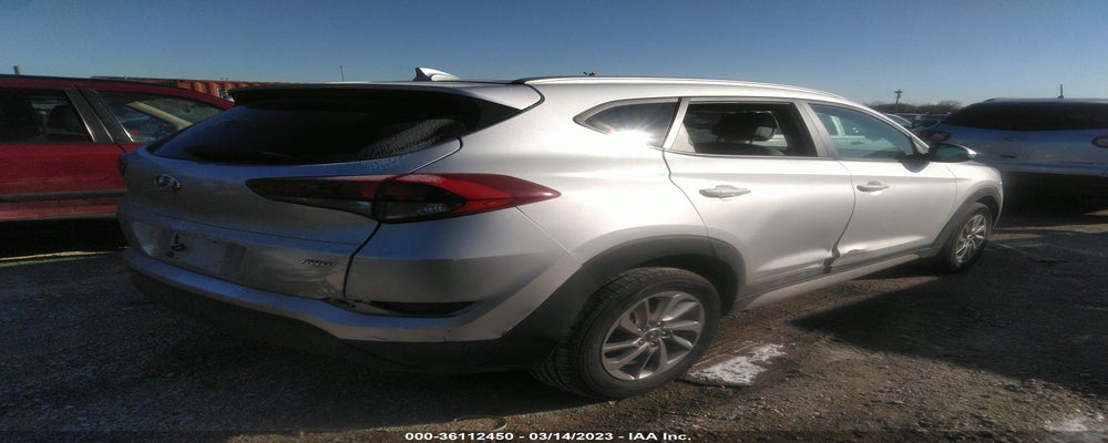 KM8J3CA46JU745016 2018 HYUNDAI TUCSON photo no. 4
