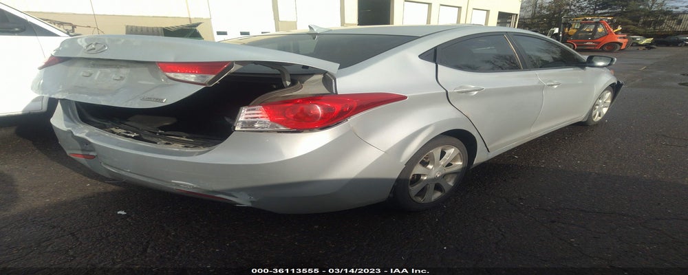 5NPDH4AE7DH206808 2013 HYUNDAI ELANTRA photo no. 4