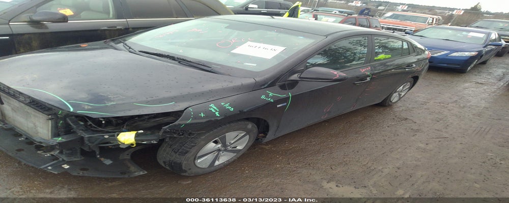 KMHC65LC2JU064013 2018 HYUNDAI IONIQ HYBRID photo no. 2