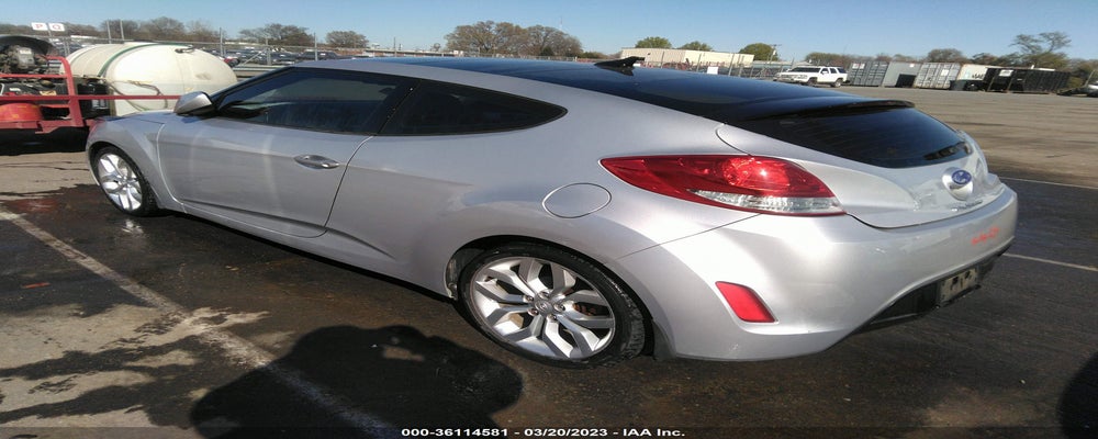 KMHTC6AD1CU044722 2012 HYUNDAI VELOSTER photo no. 3