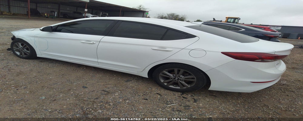 5NPD84LF0JH215853 2018 HYUNDAI ELANTRA photo no. 3