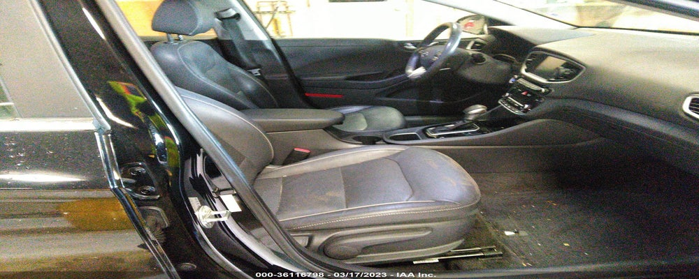 KMHC85LC4HU036086 2017 HYUNDAI IONIQ HYBRID photo no. 5
