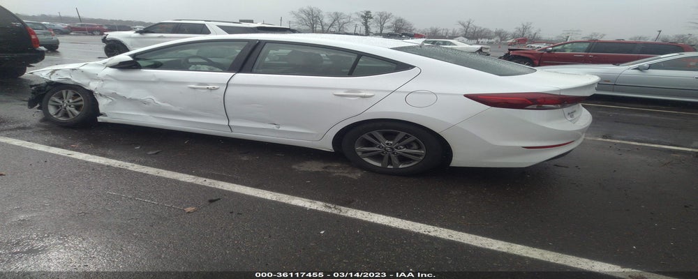5NPD84LF7JH372831 2018 HYUNDAI ELANTRA photo no. 3