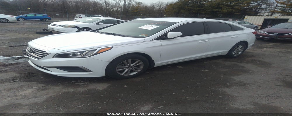 5NPE24AF5HH538203 2017 HYUNDAI SONATA photo no. 2