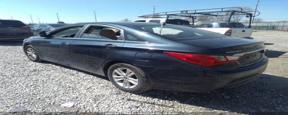 5NPEB4AC7BH159930 2011 HYUNDAI SONATA photo no. 3