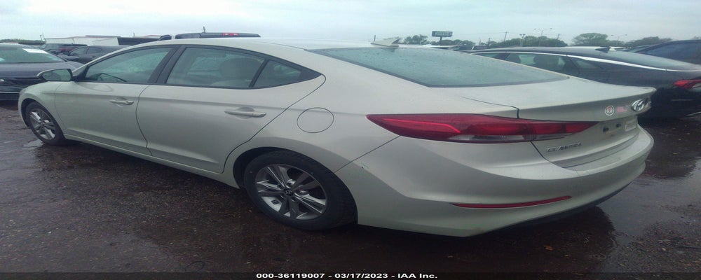 KMHD84LF1HU102716 2017 HYUNDAI ELANTRA photo no. 3