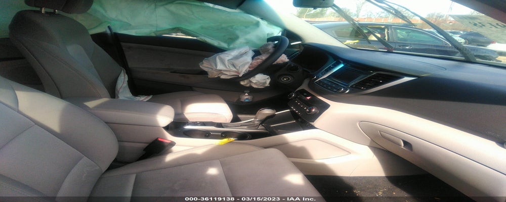 KM8J3CA46GU143791 2016 HYUNDAI TUCSON photo no. 5