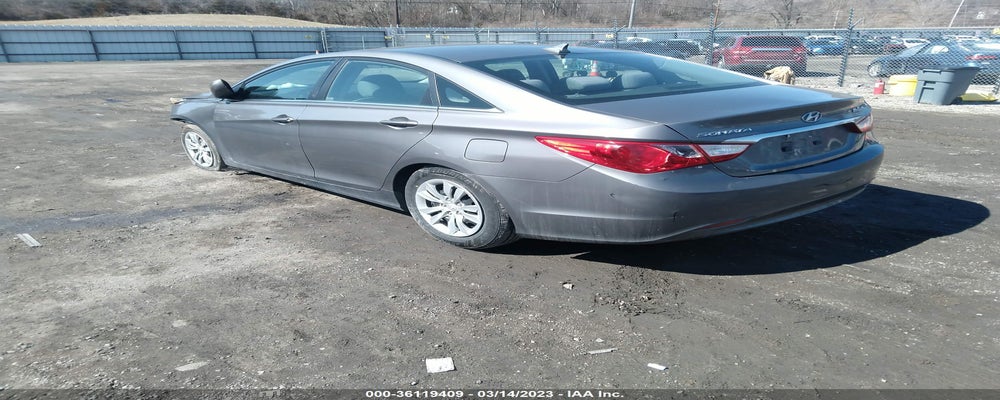 5NPEB4AC3BH076513 2011 HYUNDAI SONATA photo no. 3