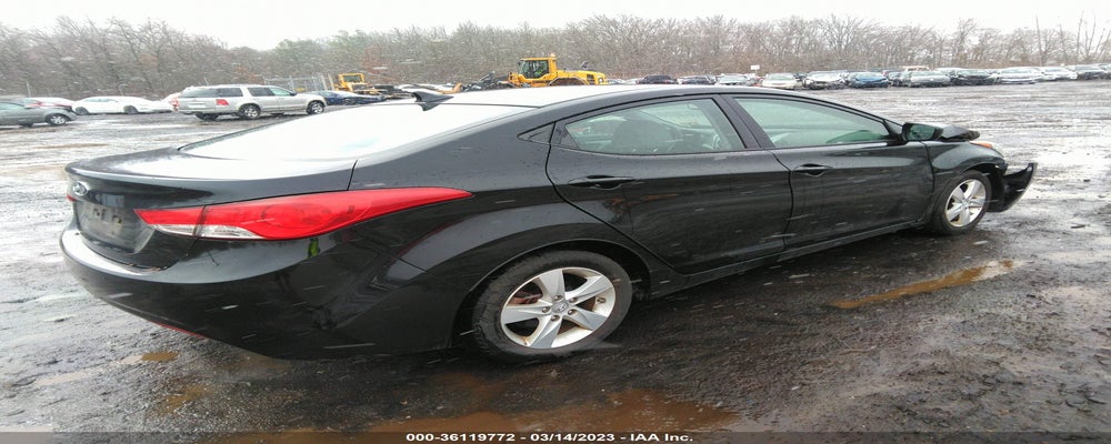5NPDH4AE6DH270127 2013 HYUNDAI ELANTRA photo no. 4