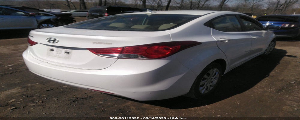 5NPDH4AE3BH021586 2011 HYUNDAI ELANTRA photo no. 4