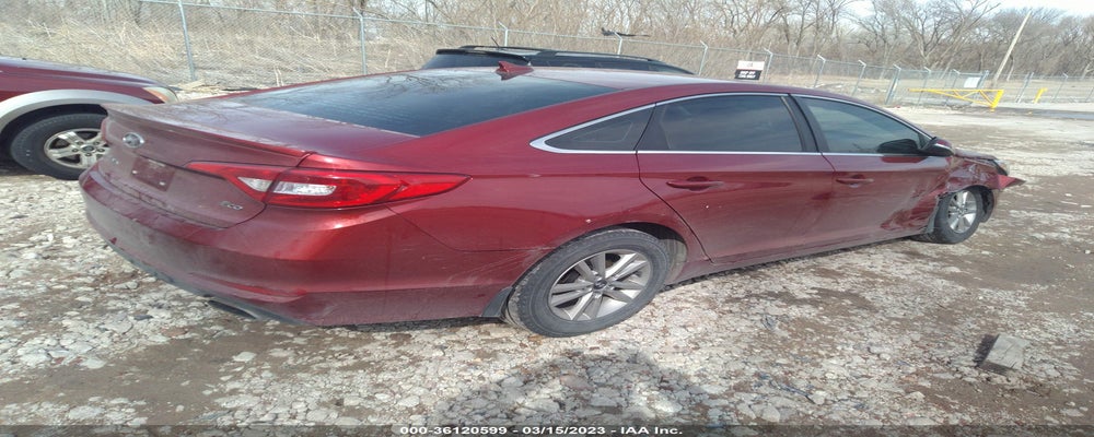 5NPE24AA1FH117516 2015 HYUNDAI SONATA photo no. 4