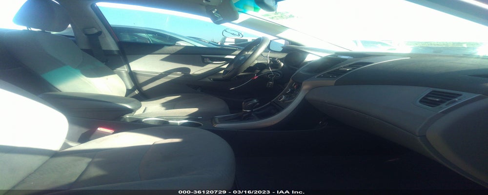 5NPDH4AE2GH765736 2016 HYUNDAI ELANTRA photo no. 5