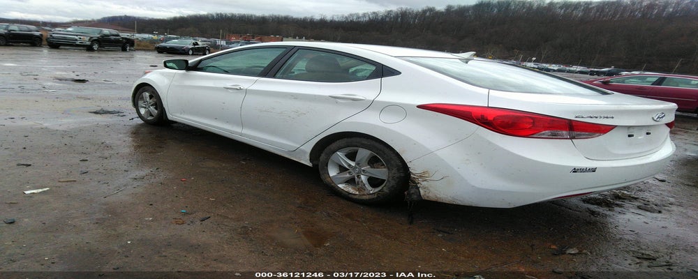 5NPDH4AE2DH287894 2013 HYUNDAI ELANTRA photo no. 3