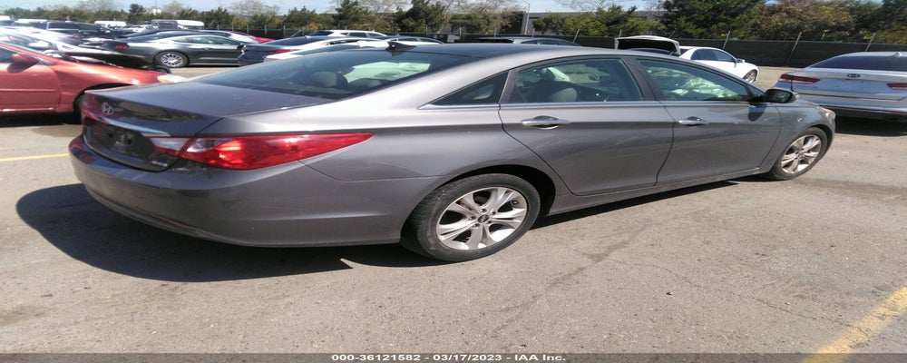 5NPEC4AC9CH318784 2012 HYUNDAI SONATA photo no. 4