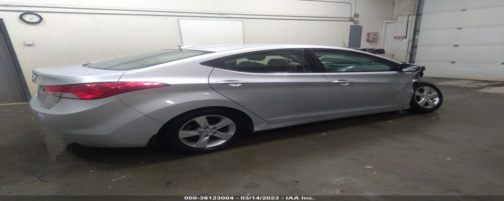 KMHDH4AE3DU844961 2013 HYUNDAI ELANTRA photo no. 4