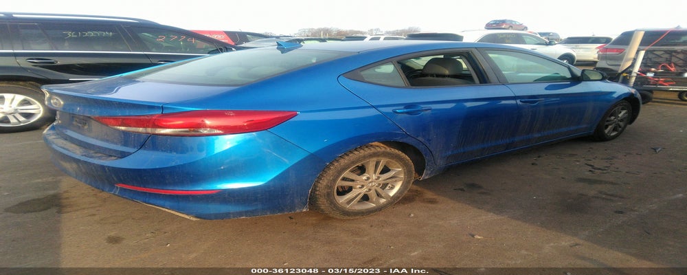 5NPD84LF3HH087120 2017 HYUNDAI ELANTRA photo no. 4