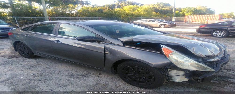 5NPEB4AC4BH147850 2011 HYUNDAI SONATA photo no. 12