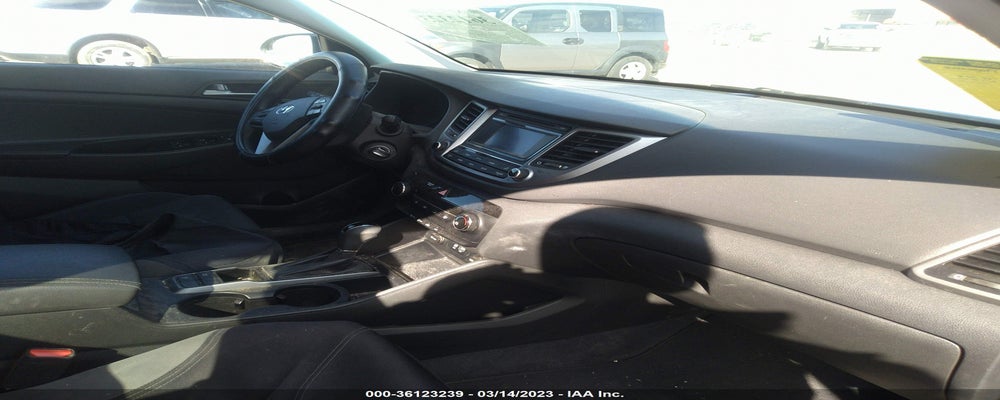 KM8J23A49GU061301 2016 HYUNDAI TUCSON photo no. 5