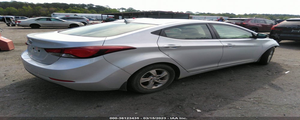 KMHDH4AE3FU378824 2015 HYUNDAI ELANTRA photo no. 4