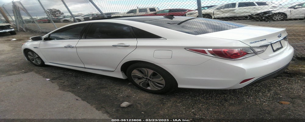 KMHEC4A43EA106431 2014 HYUNDAI SONATA HYBRID photo no. 3