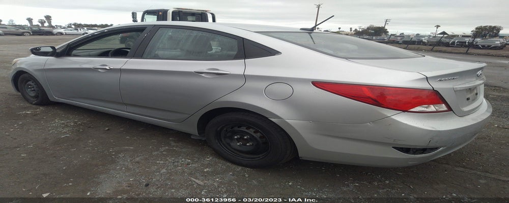 KMHD35LE9DU084178 2013 HYUNDAI ELANTRA GT photo no. 3
