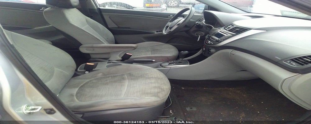 KMHCT4AE2FU886888 2015 HYUNDAI ACCENT photo no. 5