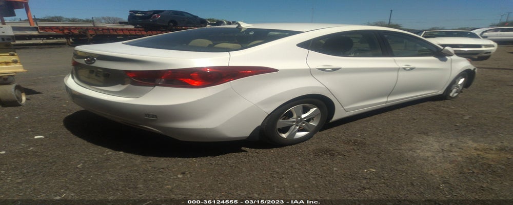 5NPDH4AE6DH421998 2013 HYUNDAI ELANTRA photo no. 4