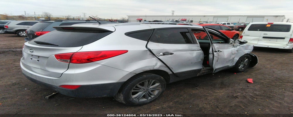 KM8JU3AG3FU013232 2015 HYUNDAI TUCSON photo no. 4