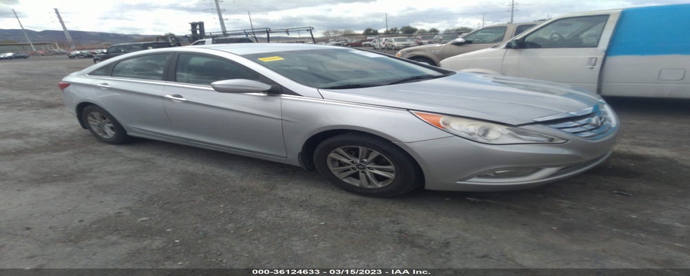 5NPEB4AC0DH675985 2013 HYUNDAI SONATA photo no. 3