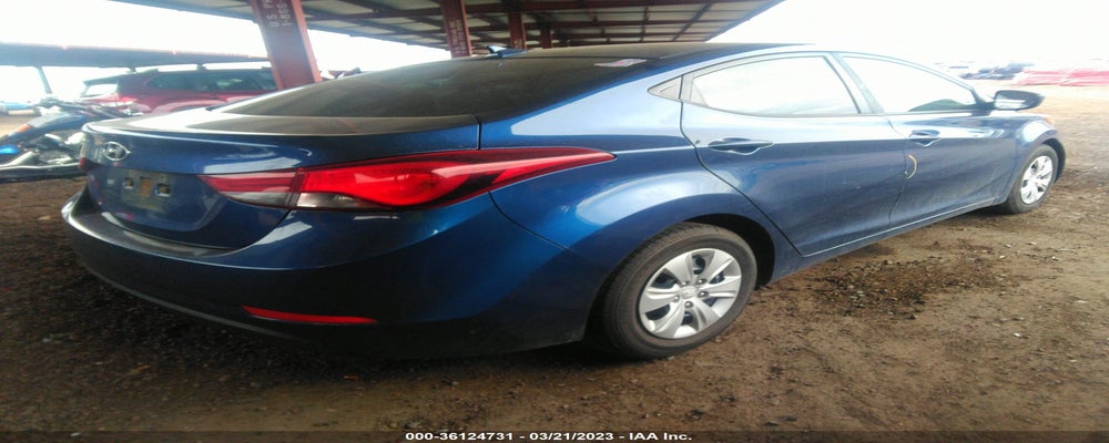 5NPDH4AE6GH746168 2016 HYUNDAI ELANTRA photo no. 4